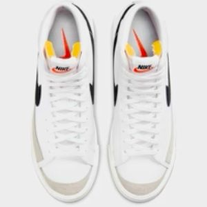 Men's Nike high top blazer sneakers *like new*